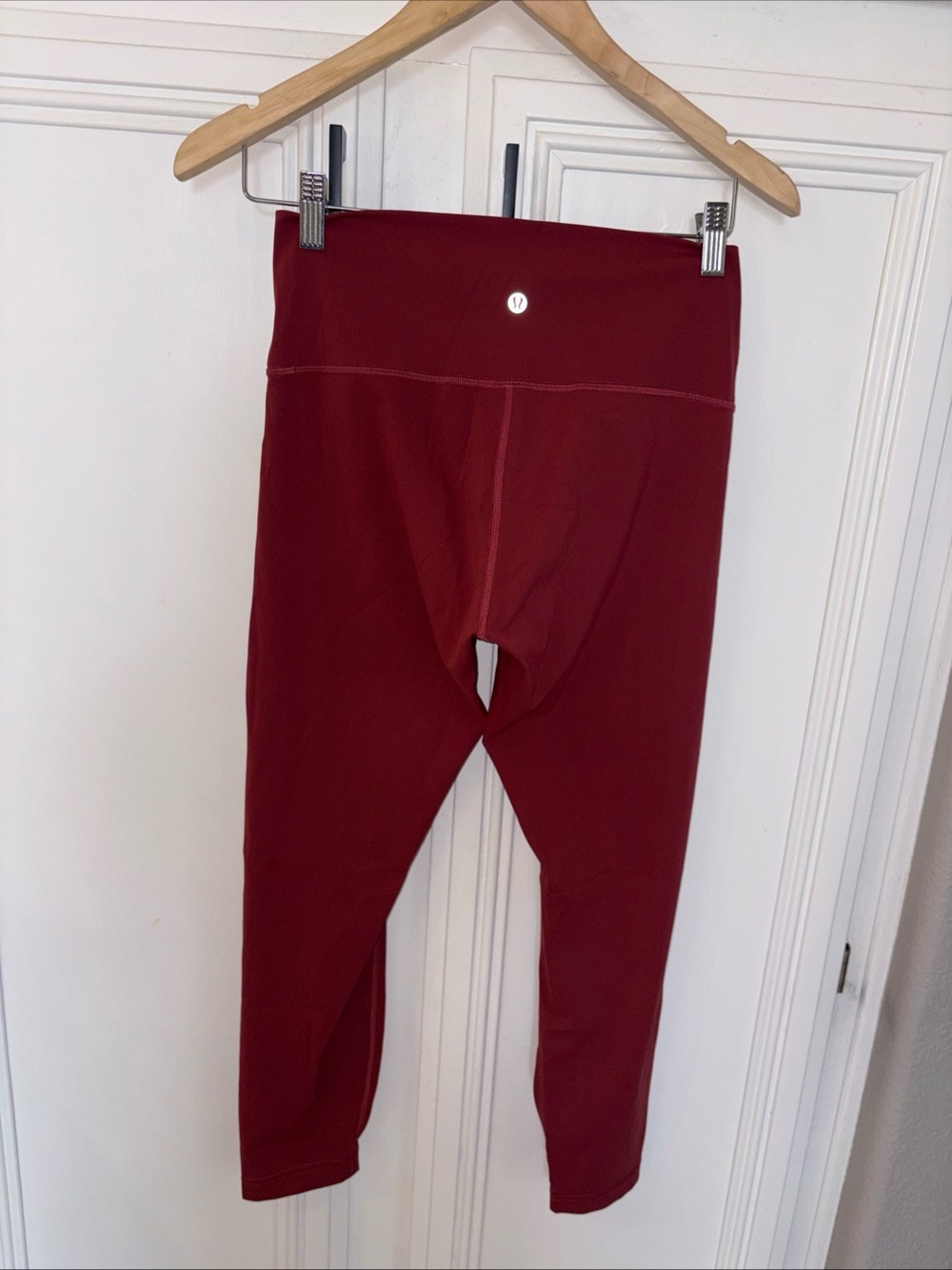 EUC Lululemon Wunder Under High Rise Dark Red  Leggings  Size 8 / 24”